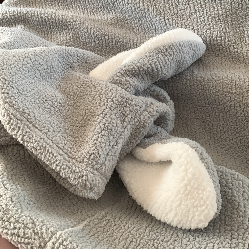 Sleepwear/PJ Top/ Hoodie - Picture 4 of 5